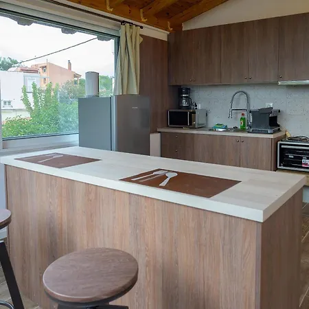 Apartment Aphrodite Near The And The Airport *